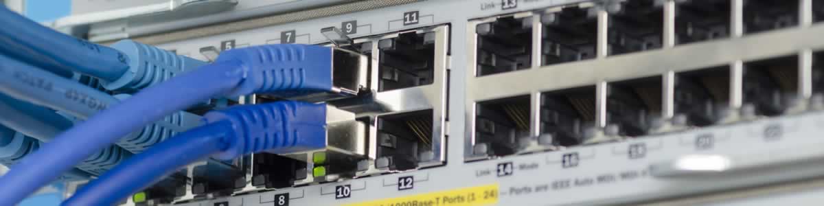 Connectique réseaux RJ45, vidéo BNC et Fibres Optiques